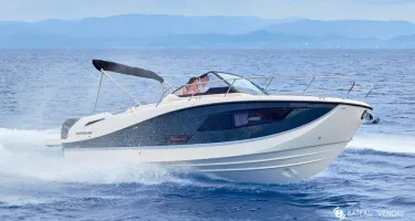Quicksilver Activ 875 Sundeck