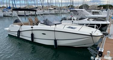 Quicksilver Activ 755 Sundeck