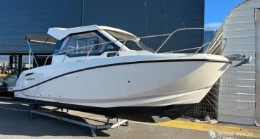 Quicksilver  675 Weekend