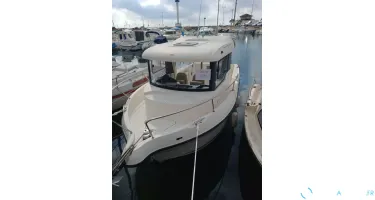 Arvor  690