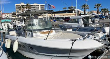 Sessa Marine Key Largo 25