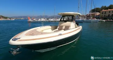Chris Craft Catalina 30