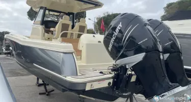 Chris Craft Catalina 30