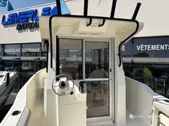 Quicksilver Activ 705 Pilothouse