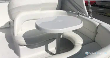 Four Winns Vista 268