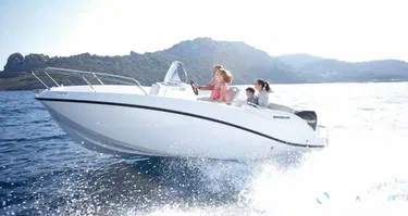 Quicksilver Activ 555 Open