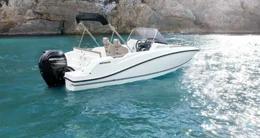 Quicksilver Activ 605 Sundeck