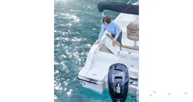 Quicksilver Activ 605 Sundeck