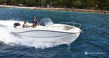 Quicksilver Activ 755 Open